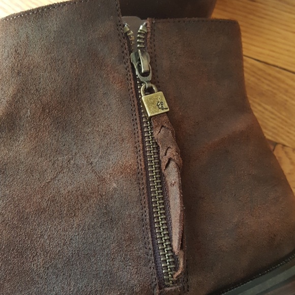 Elliott Lucca Rosaria Suede Dark Brown Bootie - Picture 6 of 8